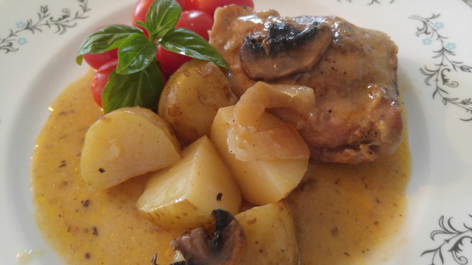 Recipe Saucy Pressure Cooker Chicken Thighs