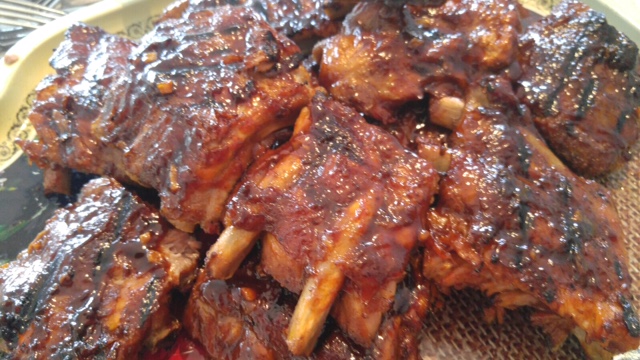 Recipe Saucy Barbecued Ribs II